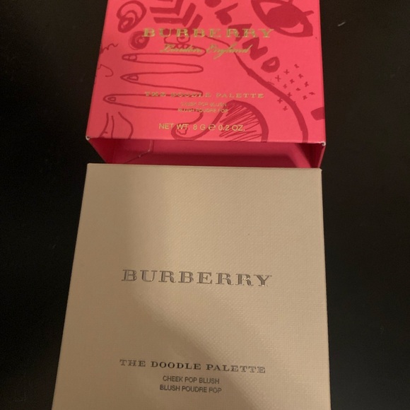 Limited edition! New Burberry Doodle Palette Blush - Bright Pink - Picture 4 of 7